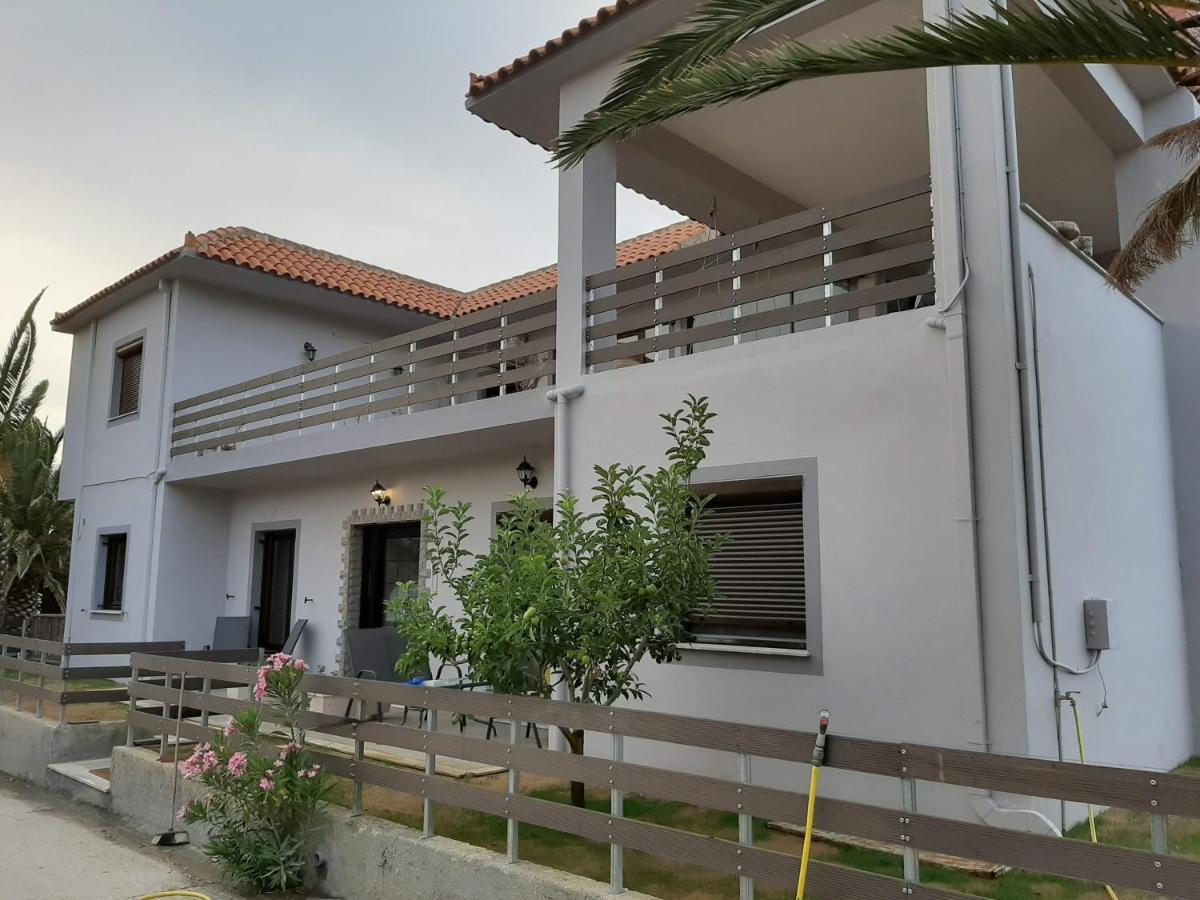 Σιντηίς- Sinties Apartment Moudhros Bagian luar foto