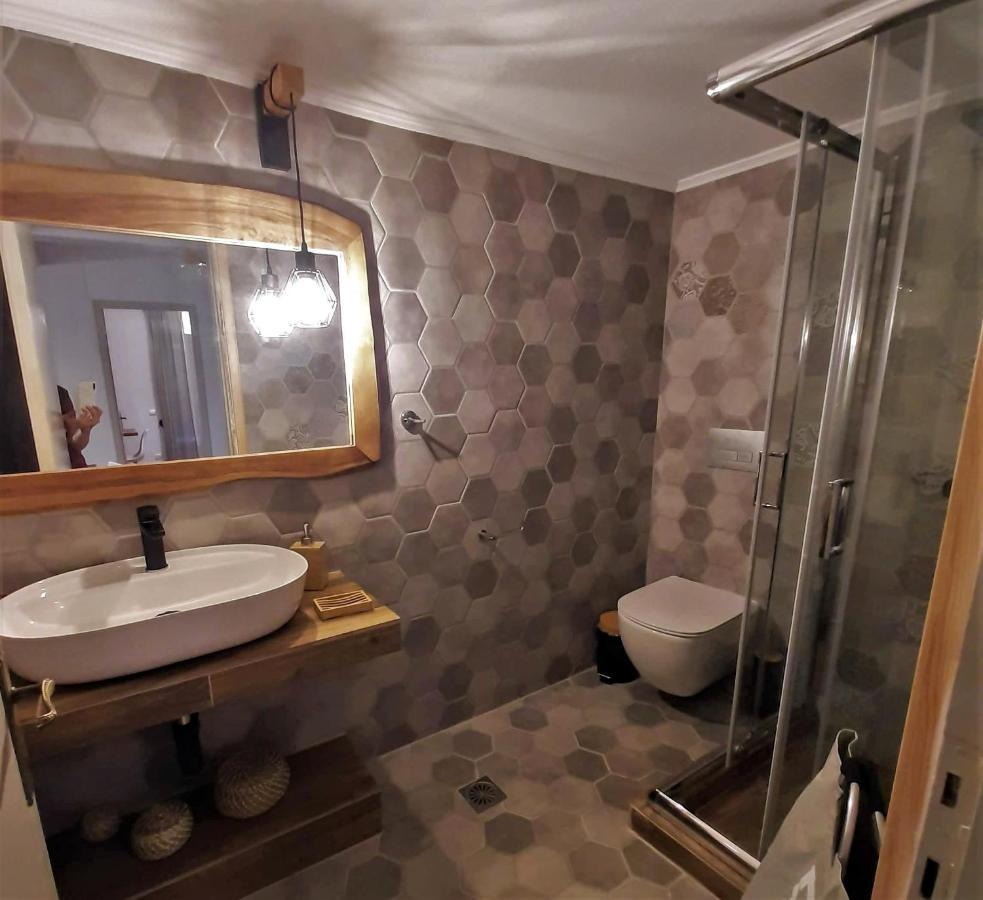 Σιντηίς- Sinties Apartment Moudhros Bagian luar foto